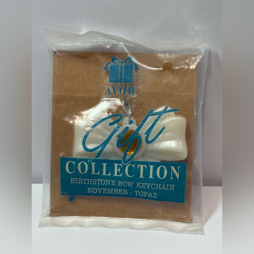 Vintage Avon Birthstone Bow Keychain November Topaz Sealed 1990s Gift New